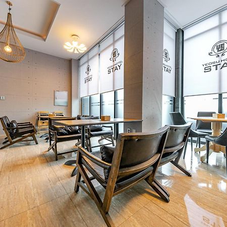 Yeosu Stay Hotel Exteriör bild