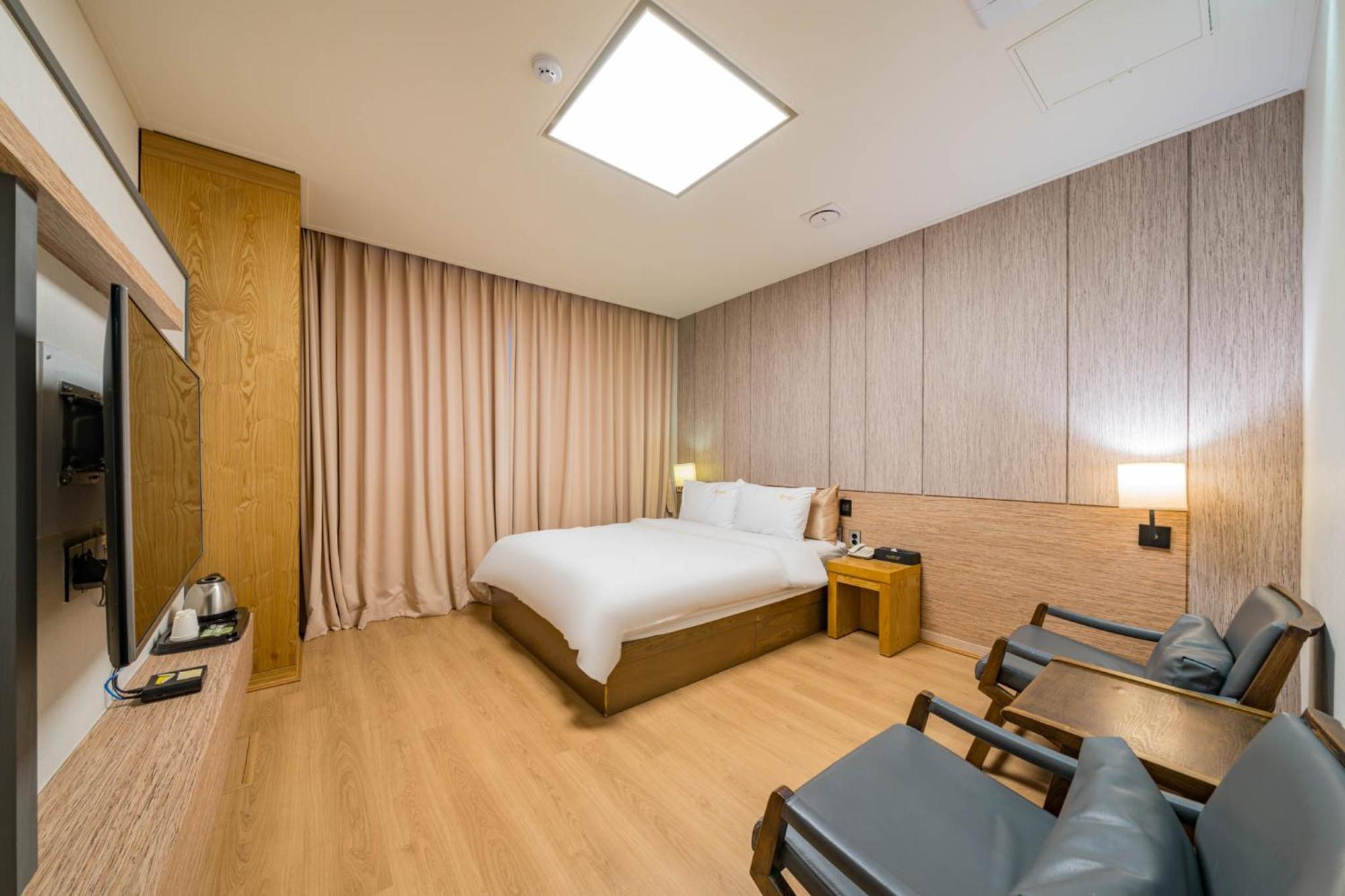Yeosu Stay Hotel Rum bild