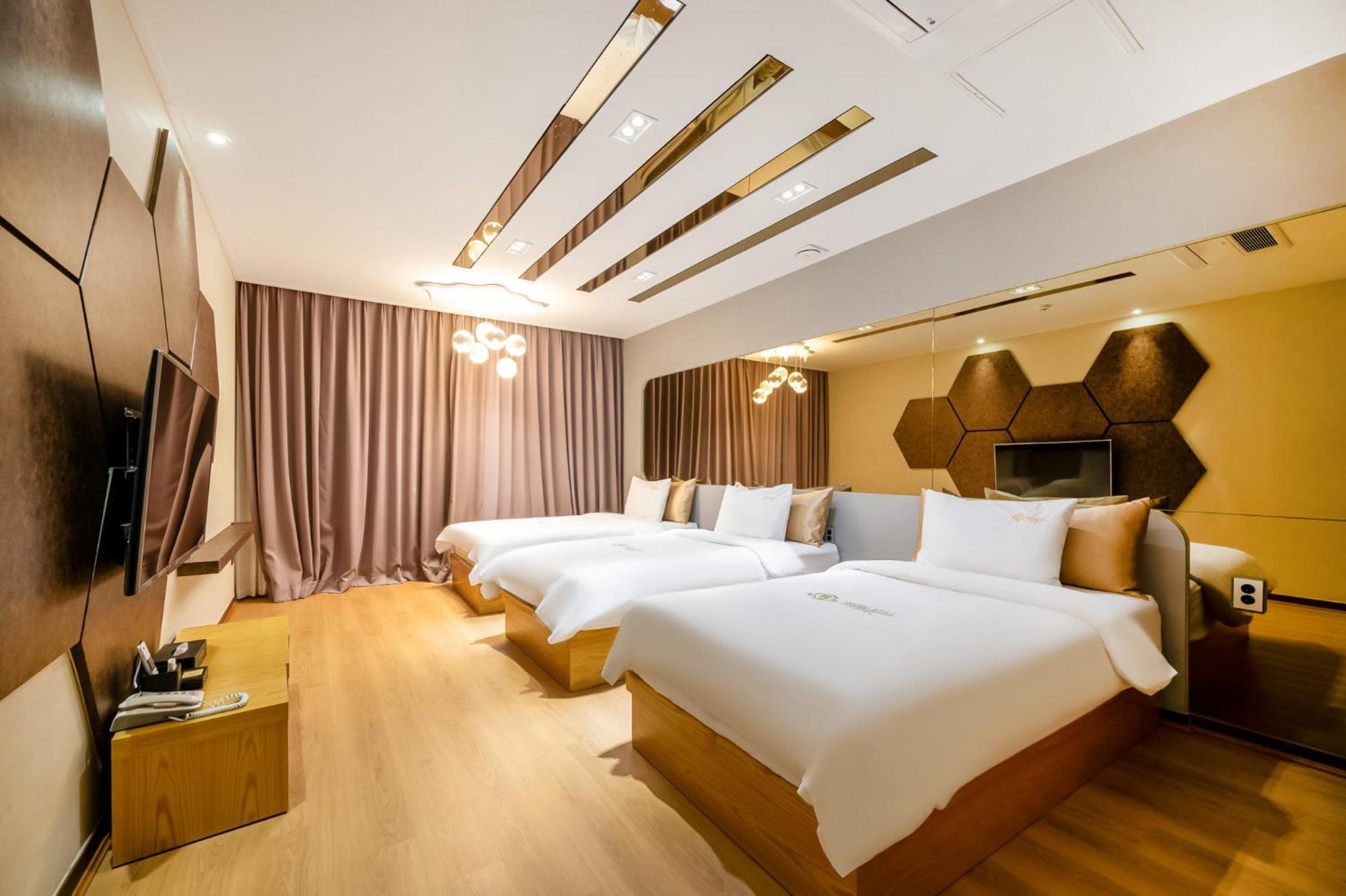 Yeosu Stay Hotel Rum bild