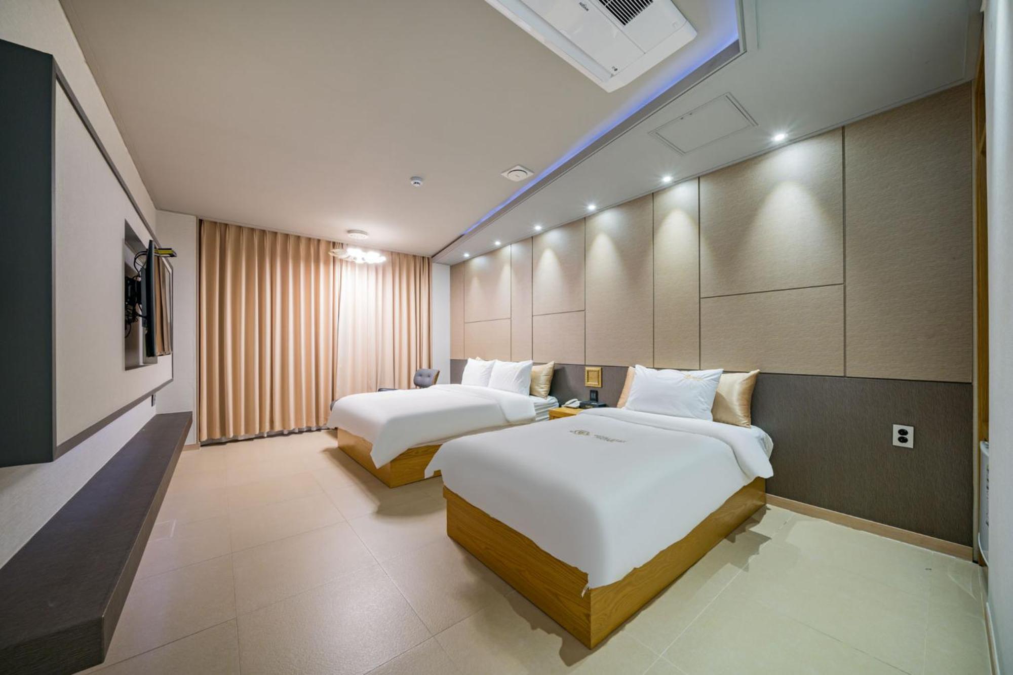 Yeosu Stay Hotel Rum bild