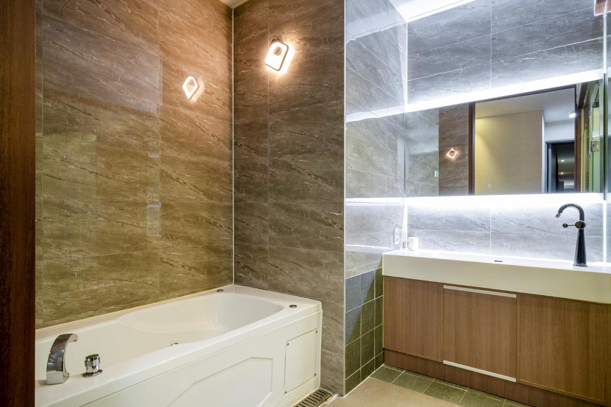 Yeosu Stay Hotel Rum bild
