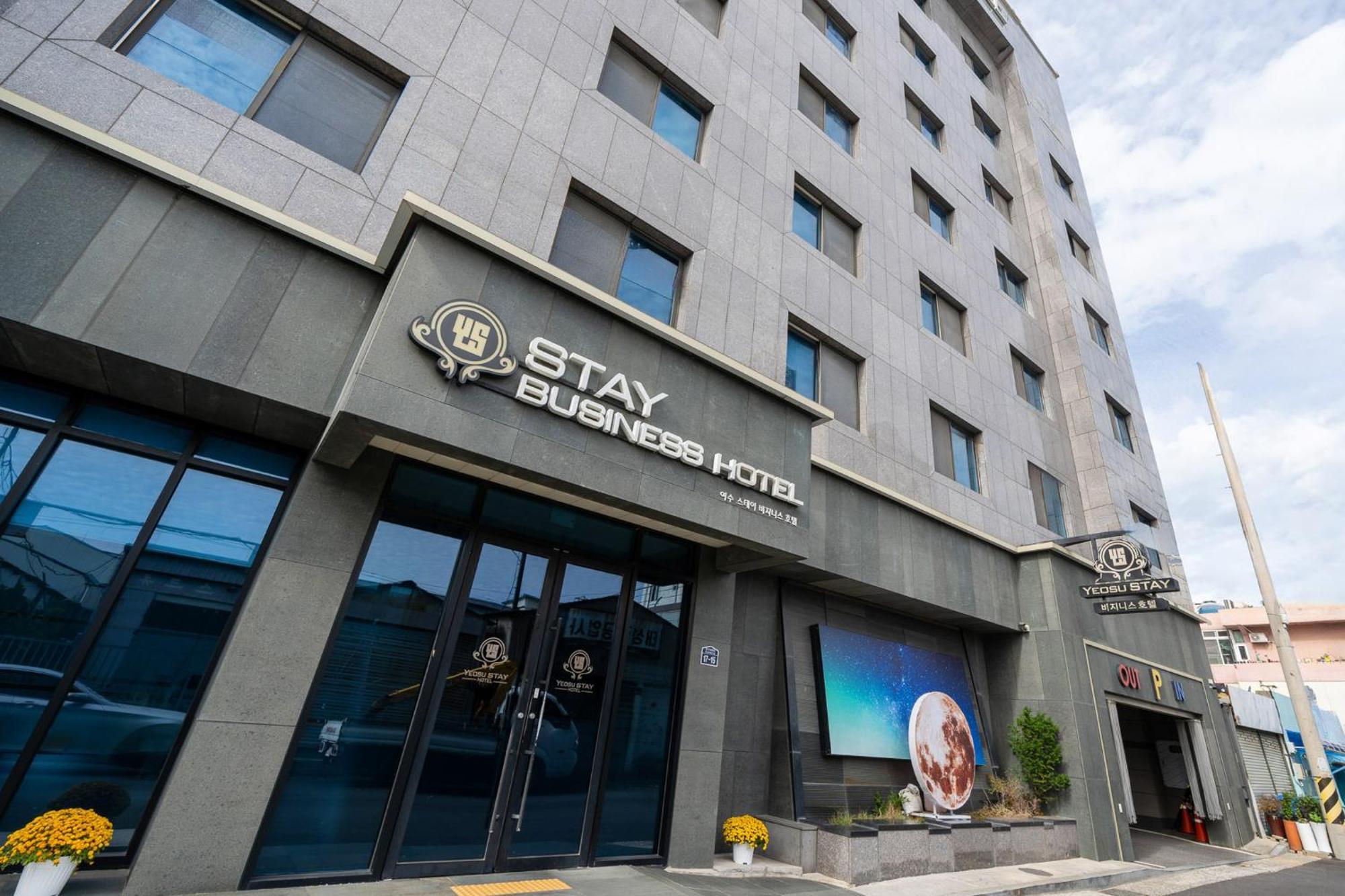 Yeosu Stay Hotel Exteriör bild