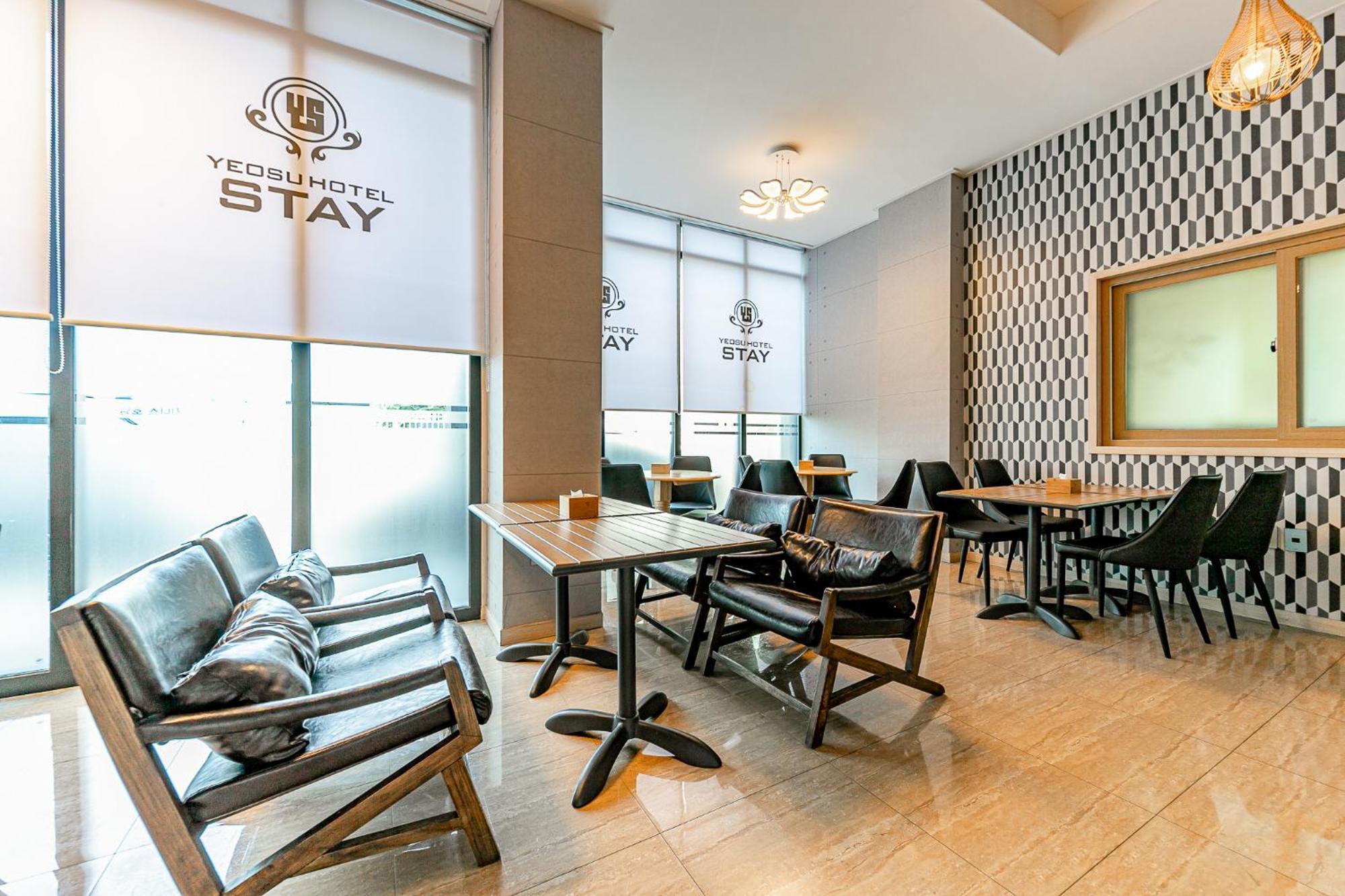 Yeosu Stay Hotel Exteriör bild