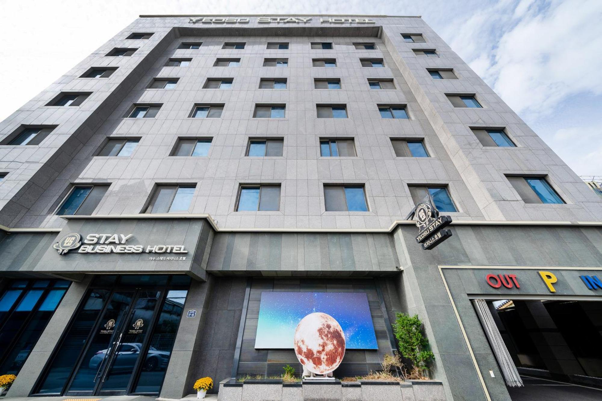 Yeosu Stay Hotel Exteriör bild